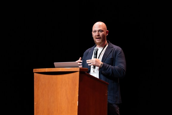 Leia mais sobre o artigo Para o CEO da Repplit, o futuro do software é ‘agentes até o fim’